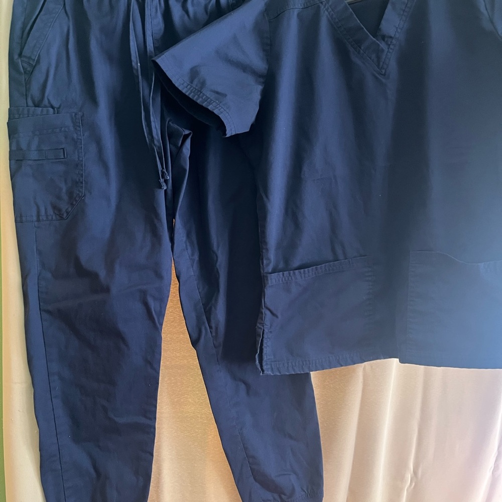 Navy Blue Scrub Set Uniform Atvantage Butter Soft. Size small